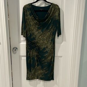 Nine West dress, dark green. Size 14, figure flattering ruching. Short sleeves.